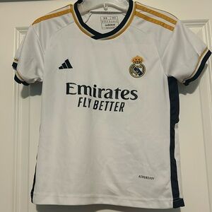 adidas Real Madrid Bellingham #5 size Youth Med/22 Slim Fit